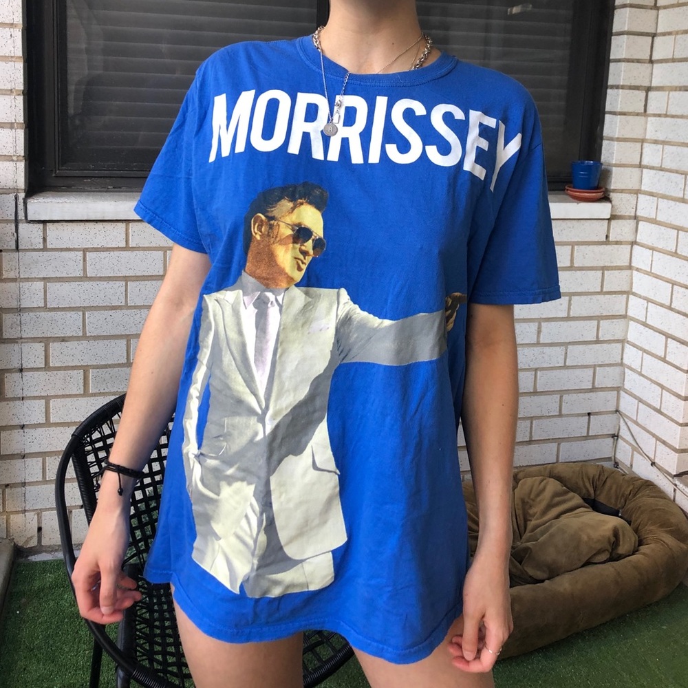 gildan morrissey blue shirt